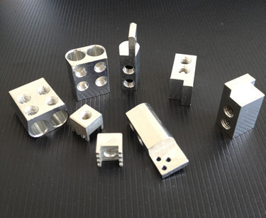 溫州企豐精密五金 廠家直銷優(yōu)質(zhì)銅端子與電表接線柱，兼營(yíng)化妝品批發(fā)